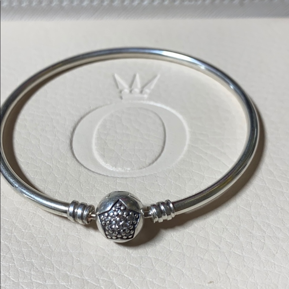 Pandora Bangle Star ⭐️